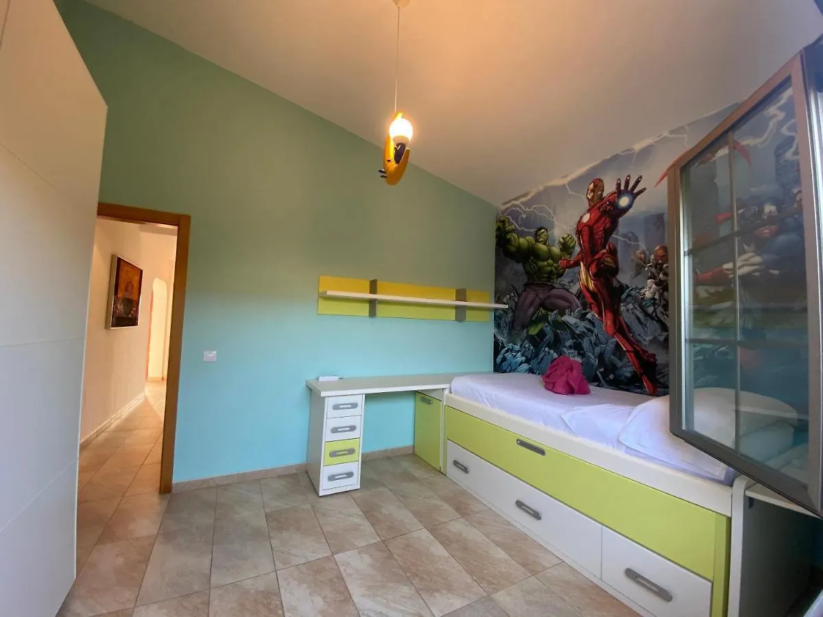 קוסטה קלמה Villa Loba With Private Pool ספרד